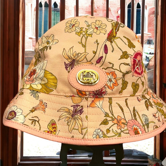 Gucci Floral Bucket Hat - Authentic NWOT - Picture 2 of 4